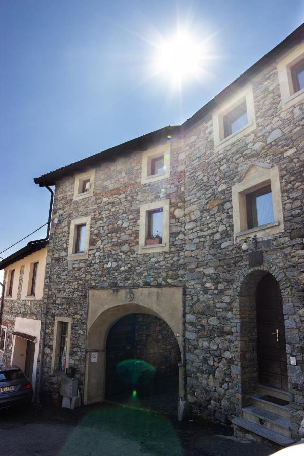 Casa Patrone Hotel Nebbiuno Buitenkant foto