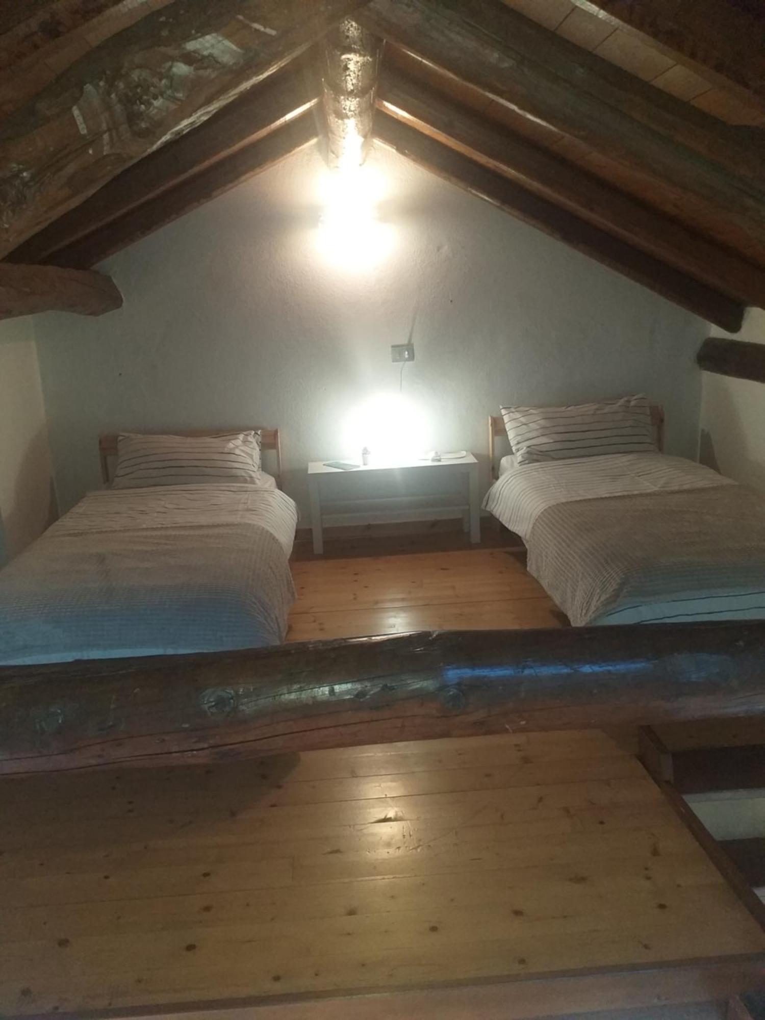 Casa Patrone Hotel Nebbiuno Buitenkant foto